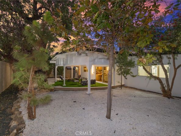 5611 Babbitt Avenue, Encino CA 91316