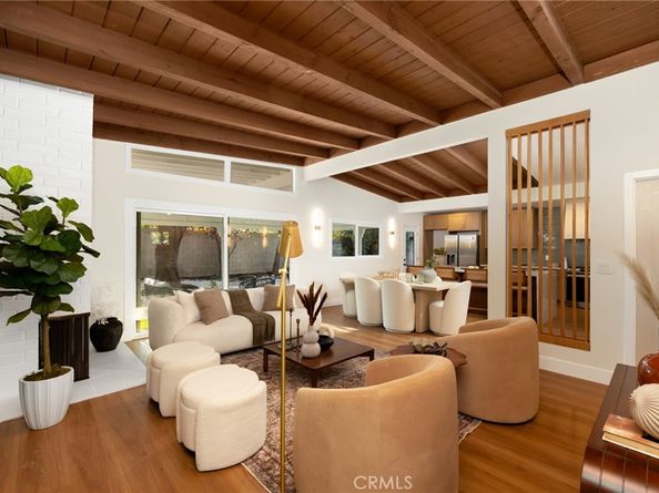 5611 Babbitt Avenue, Encino CA 91316