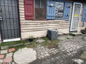 12106 S Willowbrook, Compton CA 90222