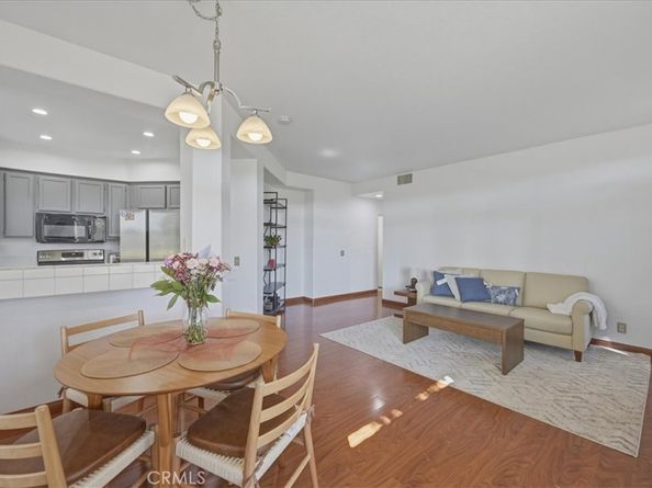 7254 Shoreline Drive 131, San Diego CA 92122