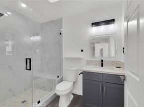 2621 Vineyard Avenue, Los Angeles CA 90016