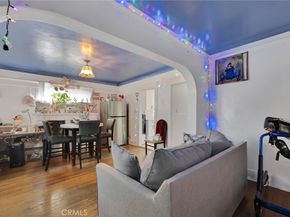 2621 Vineyard Avenue, Los Angeles CA 90016