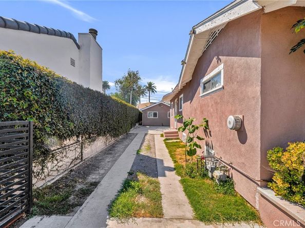 2621 Vineyard Avenue, Los Angeles CA 90016