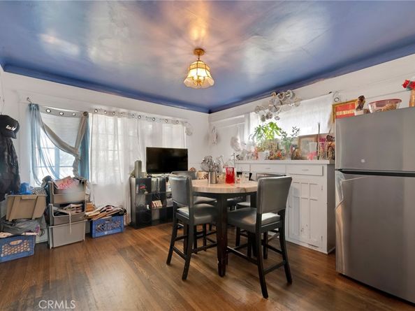 2621 Vineyard Avenue, Los Angeles CA 90016