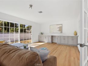 23312 Ostronic, Woodland Hills CA 91367