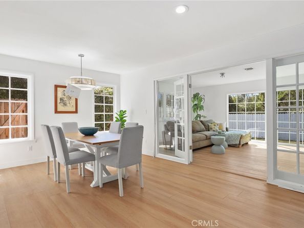 23312 Ostronic, Woodland Hills CA 91367