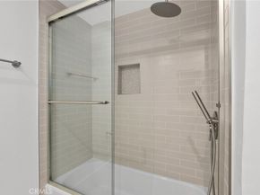 23312 Ostronic, Woodland Hills CA 91367