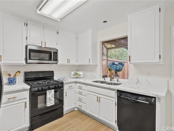 4337 Willow Glen Street, Calabasas CA 91302