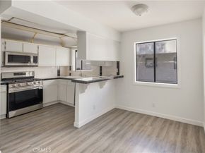 9144 Burnet 31, North Hills CA 91343