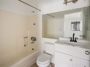 9144 Burnet 31, North Hills CA 91343