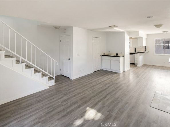 9144 Burnet 31, North Hills CA 91343