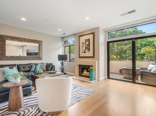 6309 Hannum, Culver City CA 90230