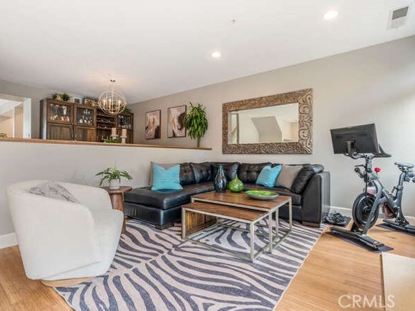 6309 Hannum, Culver City CA 90230