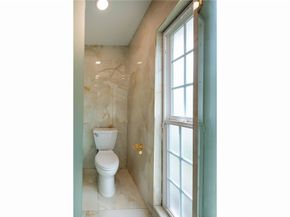 18089 Lake Encino, Encino CA 91316