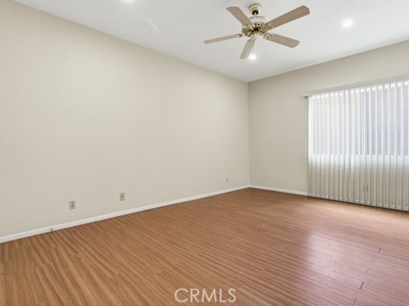 5135 Zelzah 100, Encino CA 91316