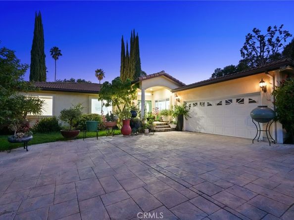 18760 Wells, Tarzana CA 91356