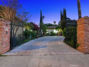 18760 Wells, Tarzana CA 91356