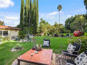 18760 Wells, Tarzana CA 91356