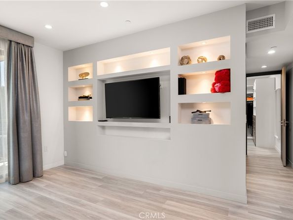 5032 Hesperia Avenue, Encino CA 91316