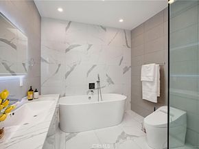 5032 Hesperia Avenue, Encino CA 91316