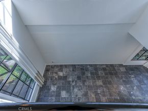 11817 Texas 1, Los Angeles CA 90025