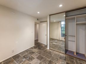 11817 Texas 1, Los Angeles CA 90025