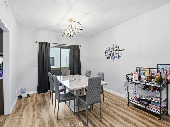 6540 Hayvenhurst Avenue 3, Lake Balboa CA 91406