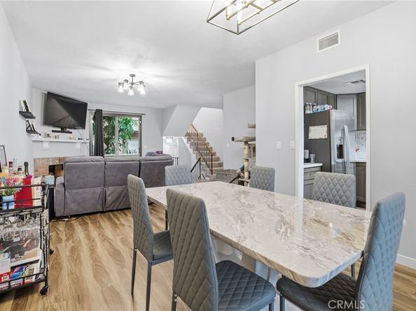 6540 Hayvenhurst Avenue 3, Lake Balboa CA 91406