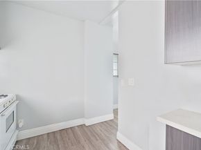 914 W 41st Street, Los Angeles CA 90037