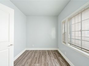 914 W 41st Street, Los Angeles CA 90037