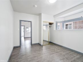 914 W 41st Street, Los Angeles CA 90037
