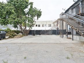 914 W 41st Street, Los Angeles CA 90037