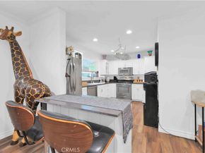 4771 Excelente Drive, Woodland Hills CA 91364