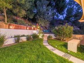 4771 Excelente Drive, Woodland Hills CA 91364