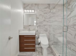 5000 S Centinela 337, Los Angeles CA 90066