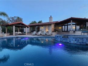 23815 Park Belmonte, Calabasas CA 91302