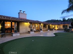 23815 Park Belmonte, Calabasas CA 91302