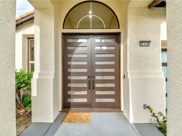 5338 S Chariton Avenue, Ladera Heights CA 90056