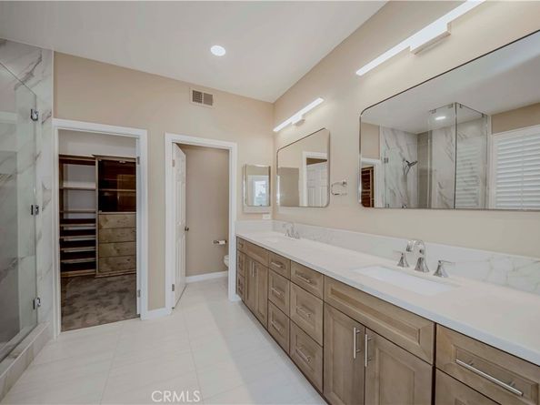 5338 S Chariton Avenue, Ladera Heights CA 90056