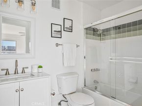 4216 Highland Avenue B, Manhattan Beach CA 90266