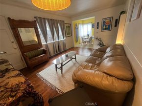 305 N Venice Boulevard, Venice CA 90291