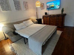 305 N Venice Boulevard, Venice CA 90291
