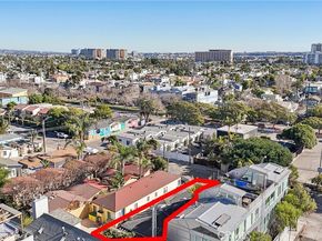 305 N Venice Boulevard, Venice CA 90291