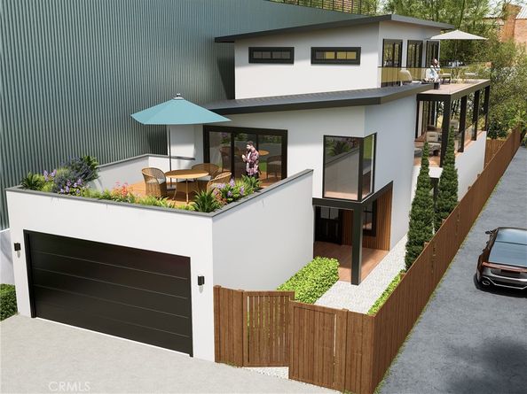 305 N Venice Boulevard, Venice CA 90291