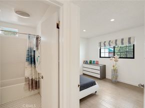 207 S Aviation Boulevard, Manhattan Beach CA 90266