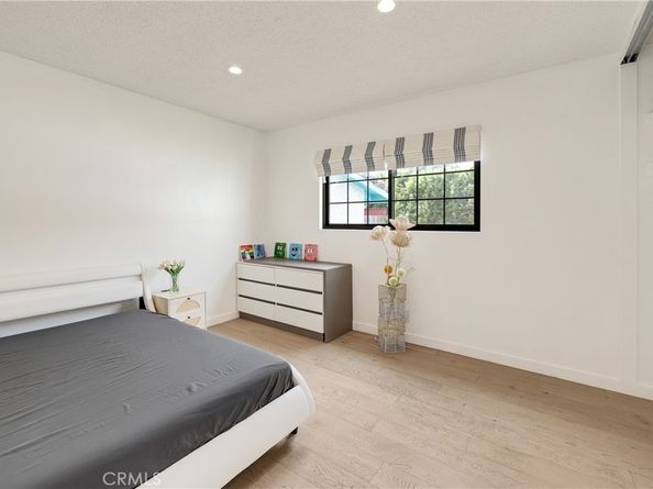 207 S Aviation Boulevard, Manhattan Beach CA 90266