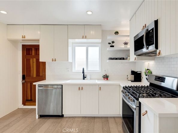 207 S Aviation Boulevard, Manhattan Beach CA 90266