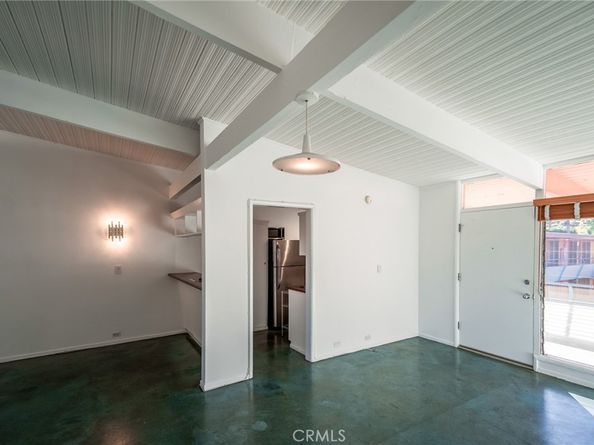 1400 N Hayworth Avenue 28, West Hollywood CA 90046