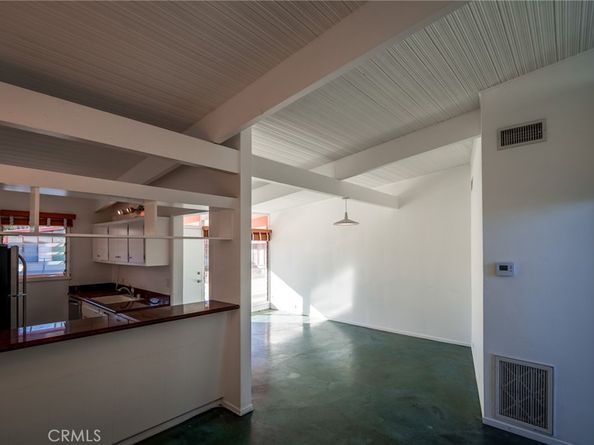 1400 N Hayworth Avenue 28, West Hollywood CA 90046