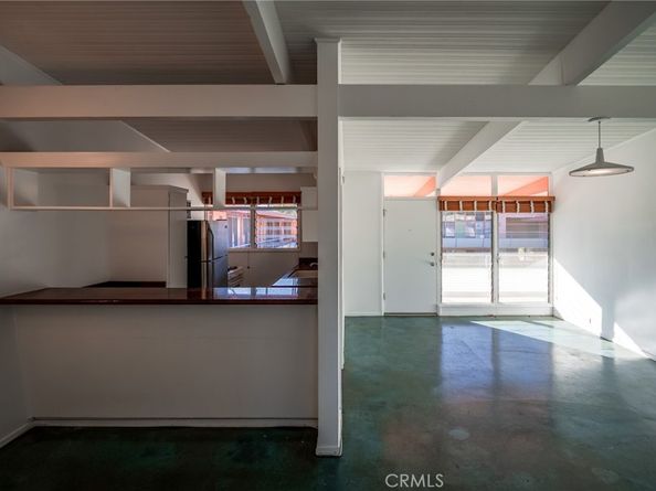 1400 N Hayworth Avenue 28, West Hollywood CA 90046